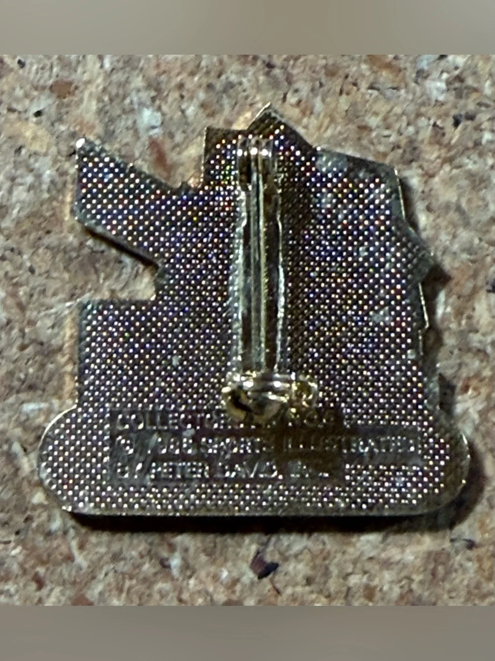 Vintage 1986 Super Bowl XXI Sports Illustrated NFL Football Collectors Pin